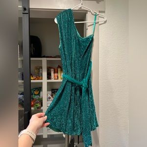 Retrofete one shoulder sequin dress. Green (greener than pictures show)